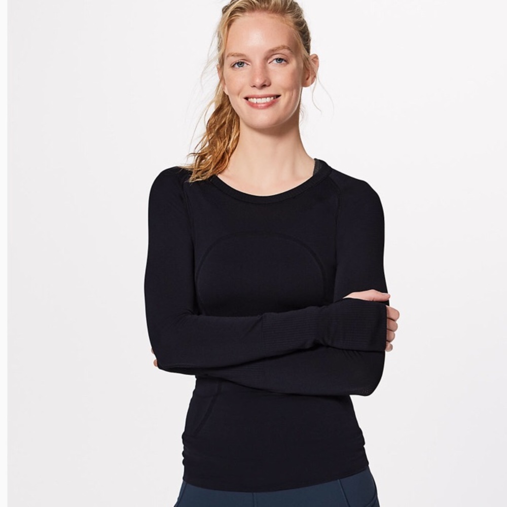 Swiftly Tech Long Sleeve in Midnight Blue